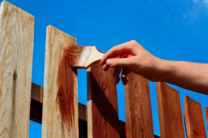Fence paint and stain